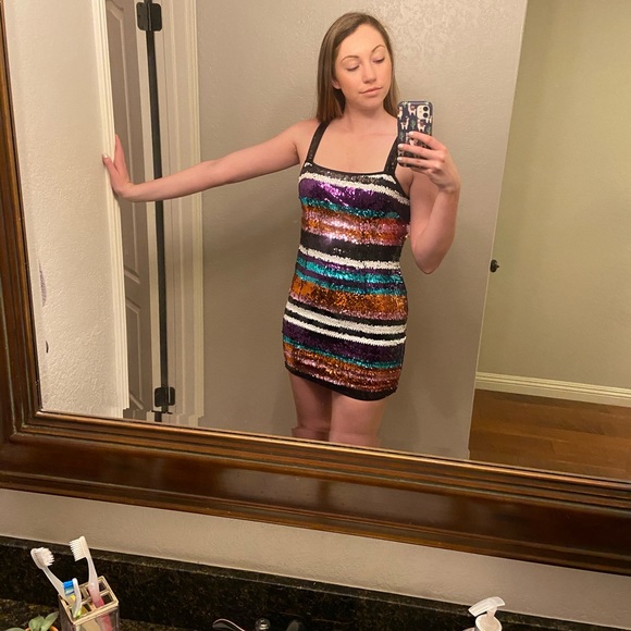 Sequin Vici dress - Picture 3 of 3